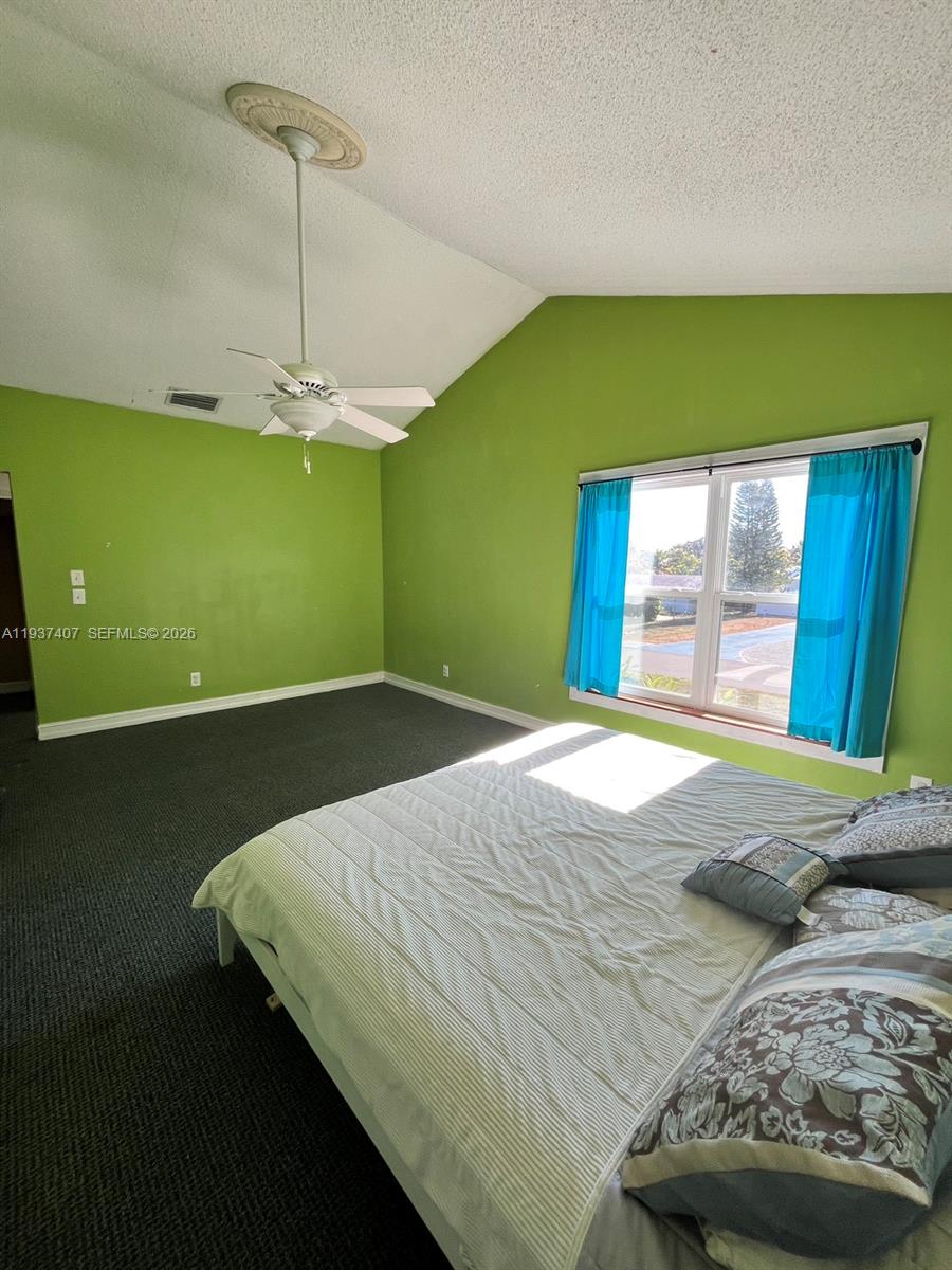 NORTH HOBE SOUND SHORES - Residential