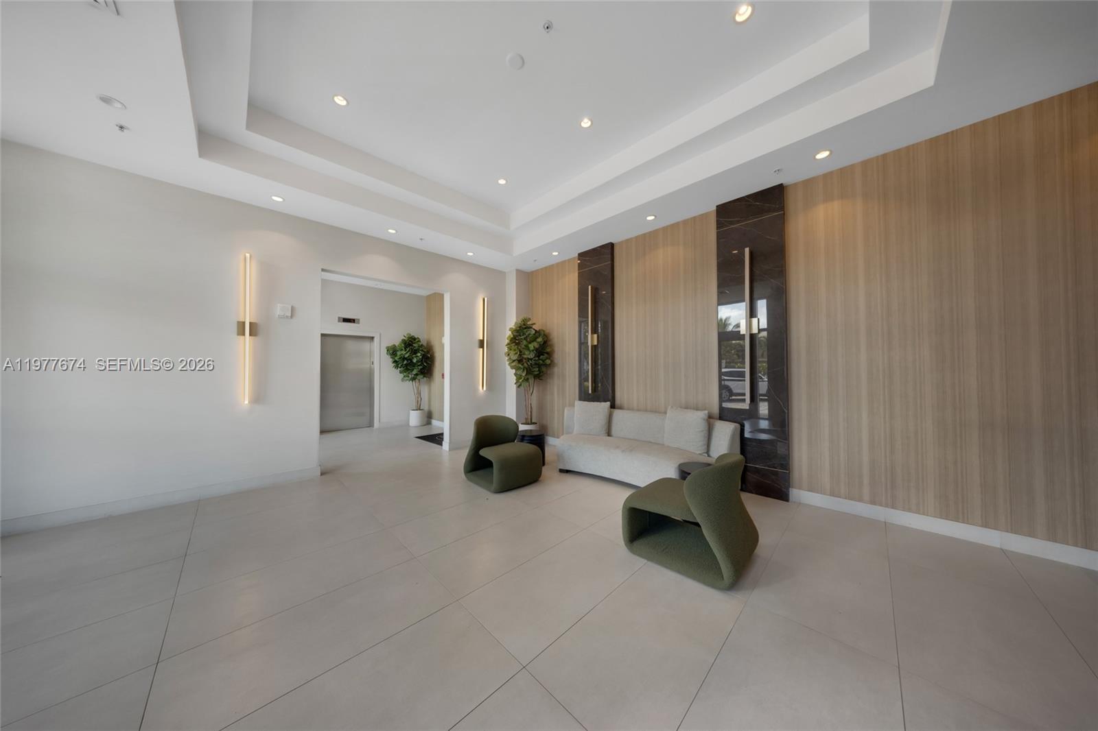 360 CONDO B - Residential Lease