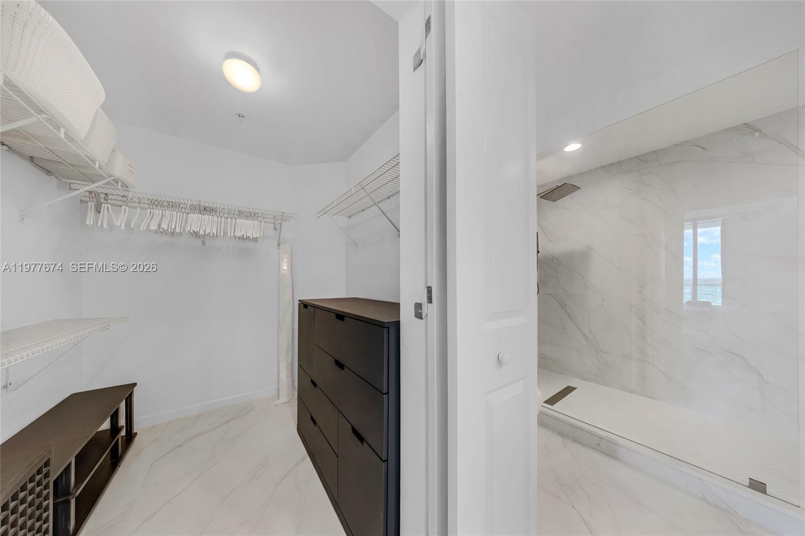 360 CONDO B - Residential Lease