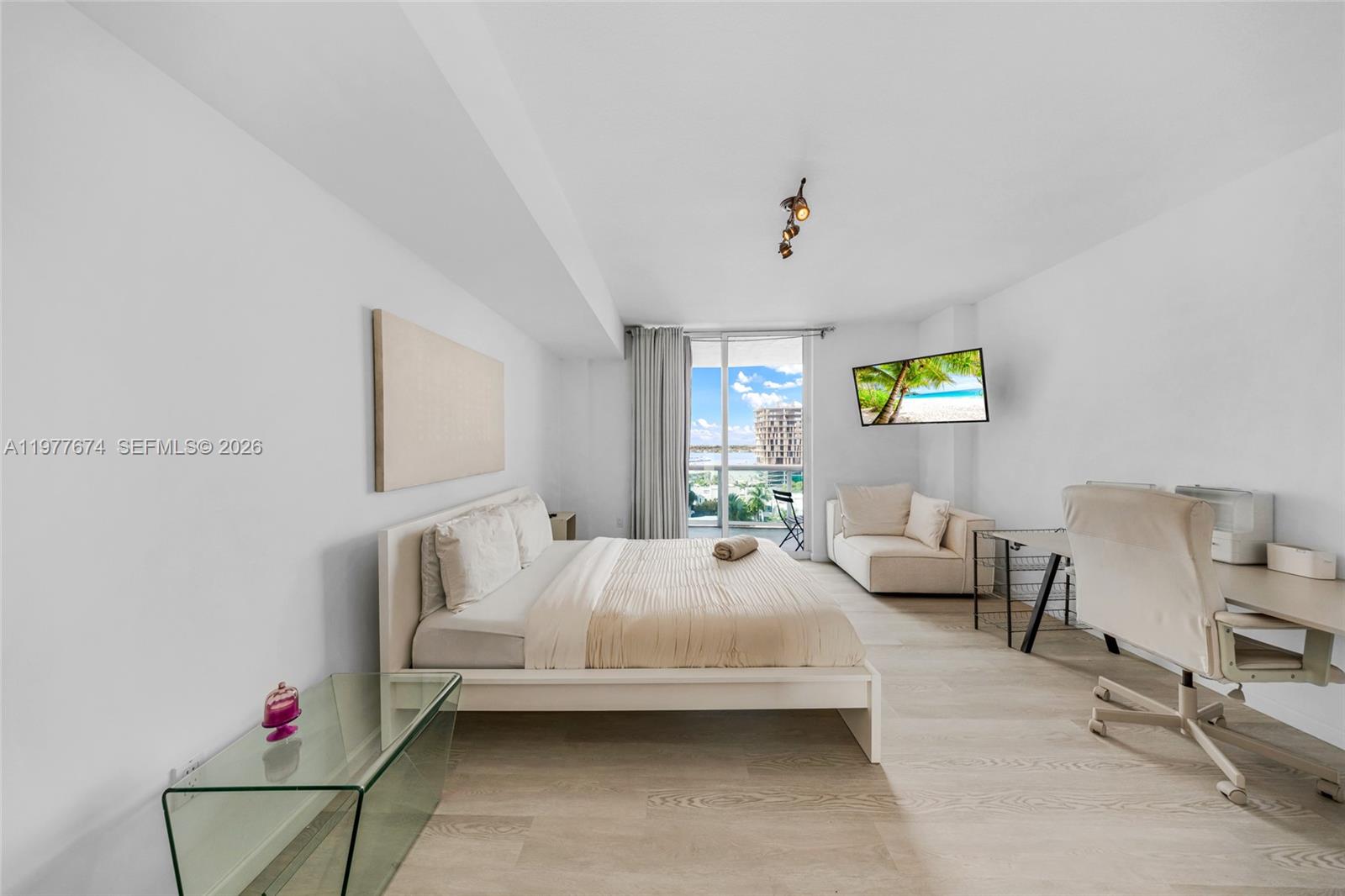 360 CONDO B - Residential Lease