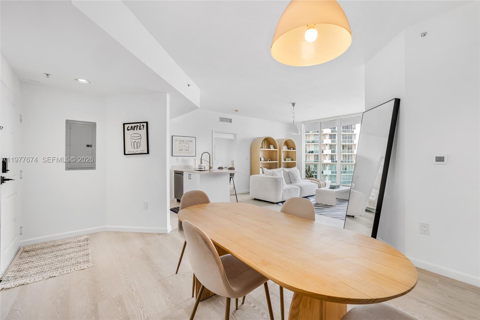 7910 Harbor Island Dr 901