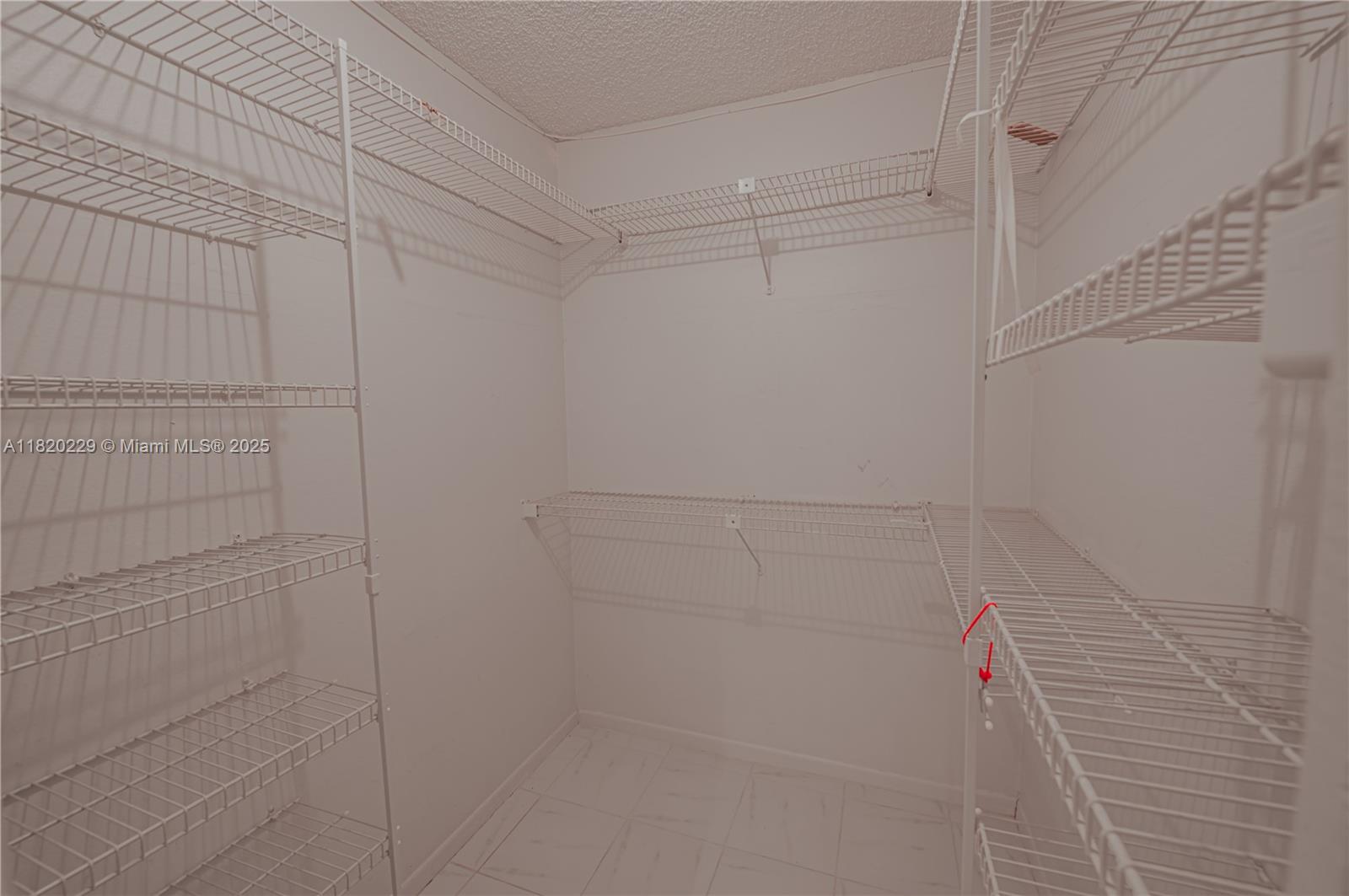 WINSTON TOWERS 500 CONDO - Residential