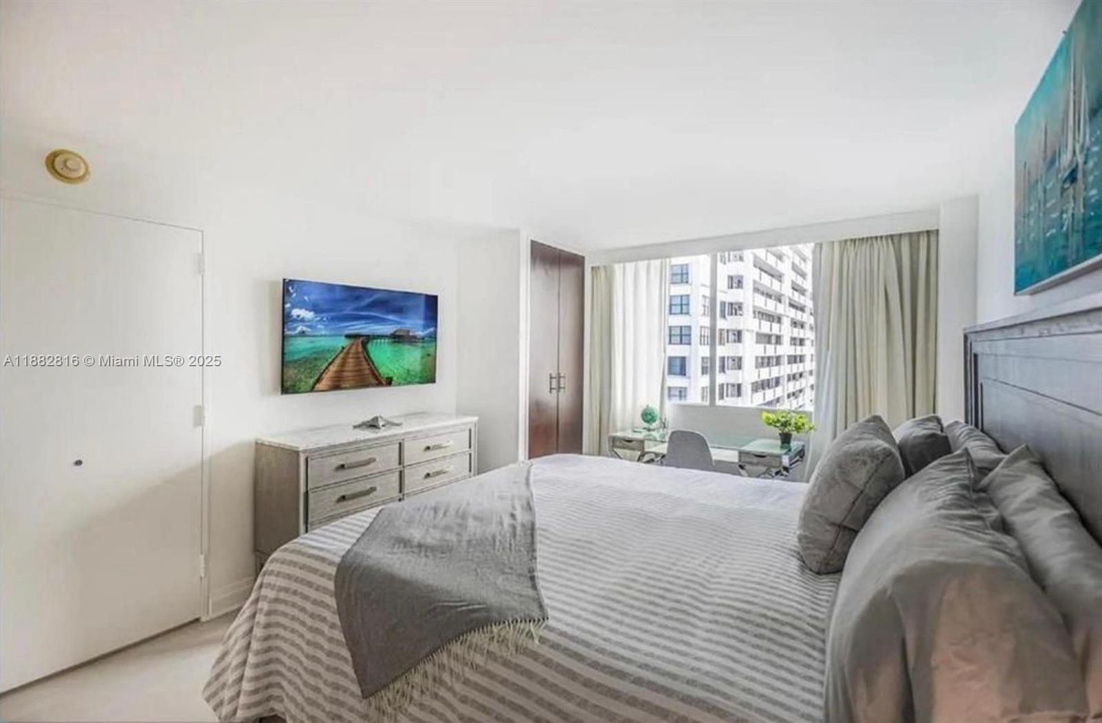 GALLERY ONE CONDO - Residential