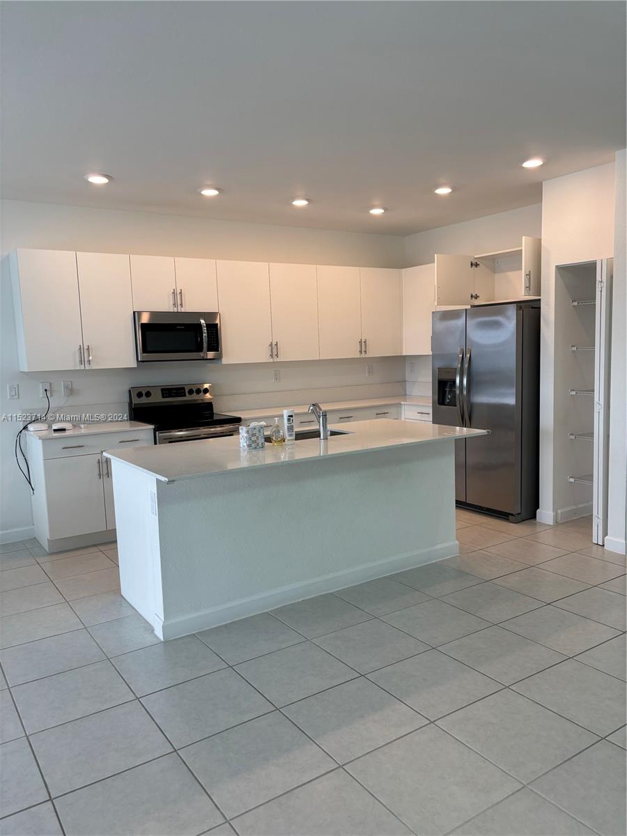 CAPLE FARMS NORTH - Residential Lease