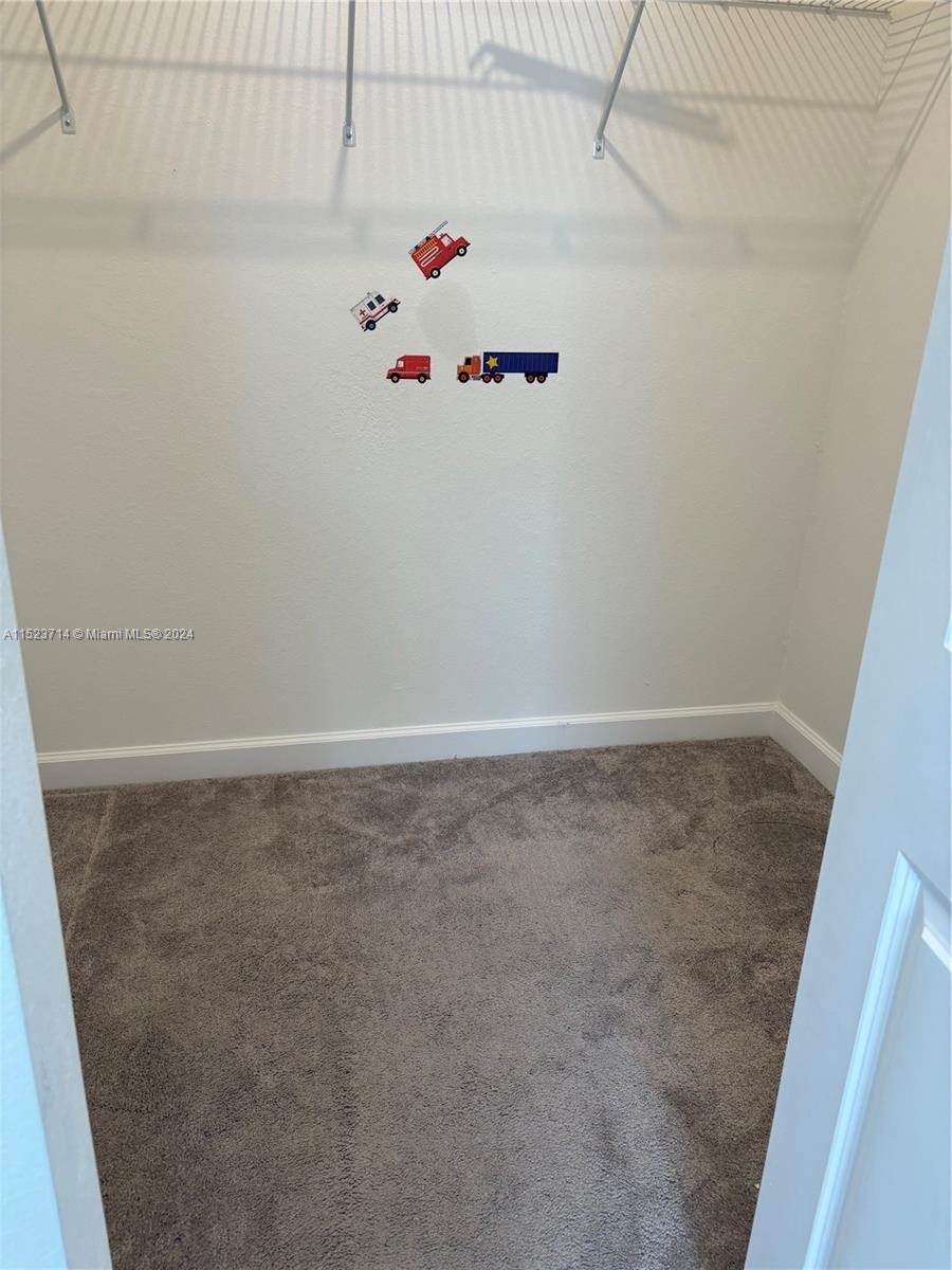 CAPLE FARMS NORTH - Residential Lease