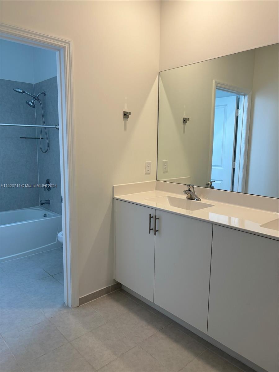 CAPLE FARMS NORTH - Residential Lease