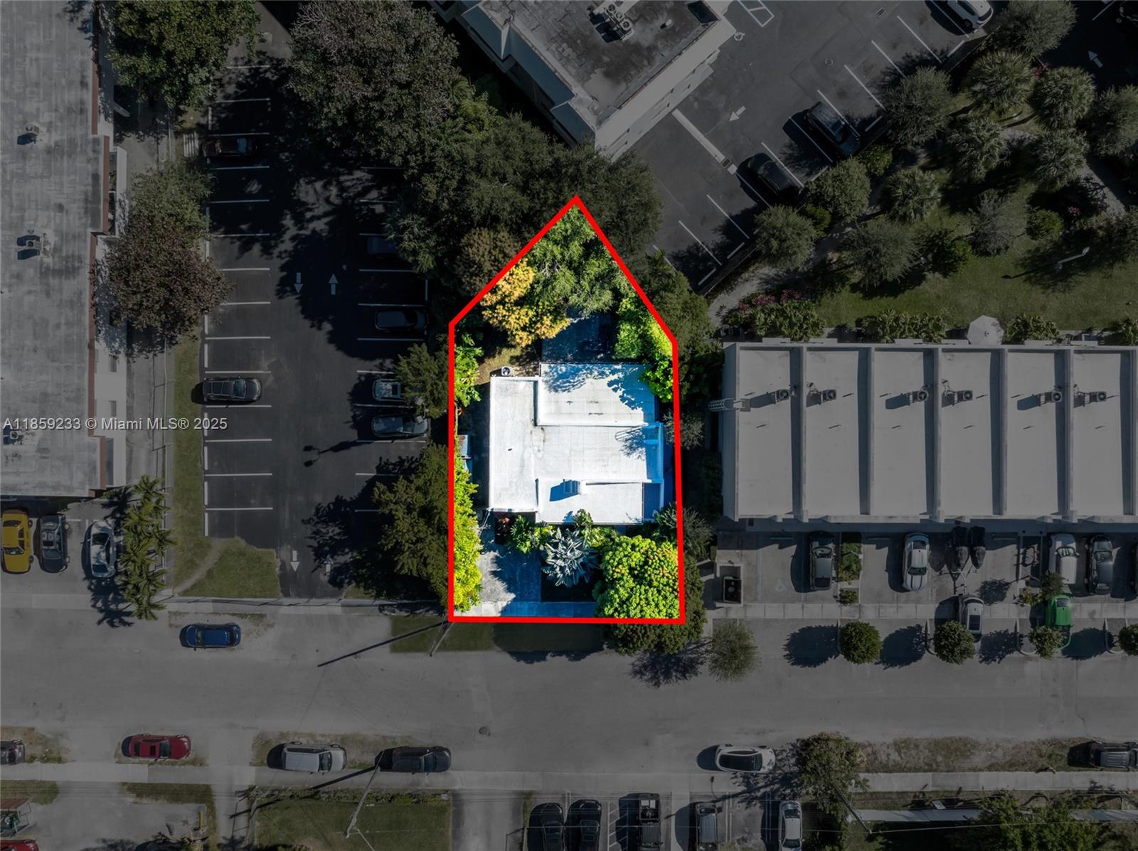 BISCAYNE PARK ESTATES - Residential