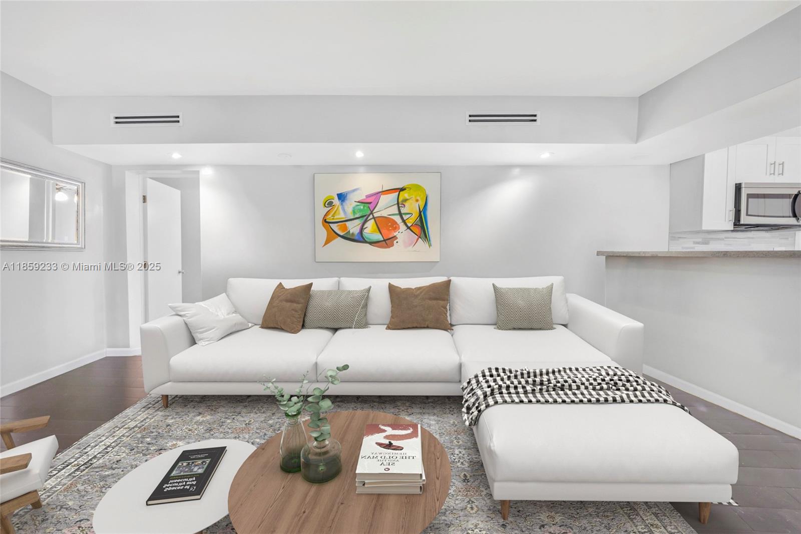 BISCAYNE PARK ESTATES - Residential