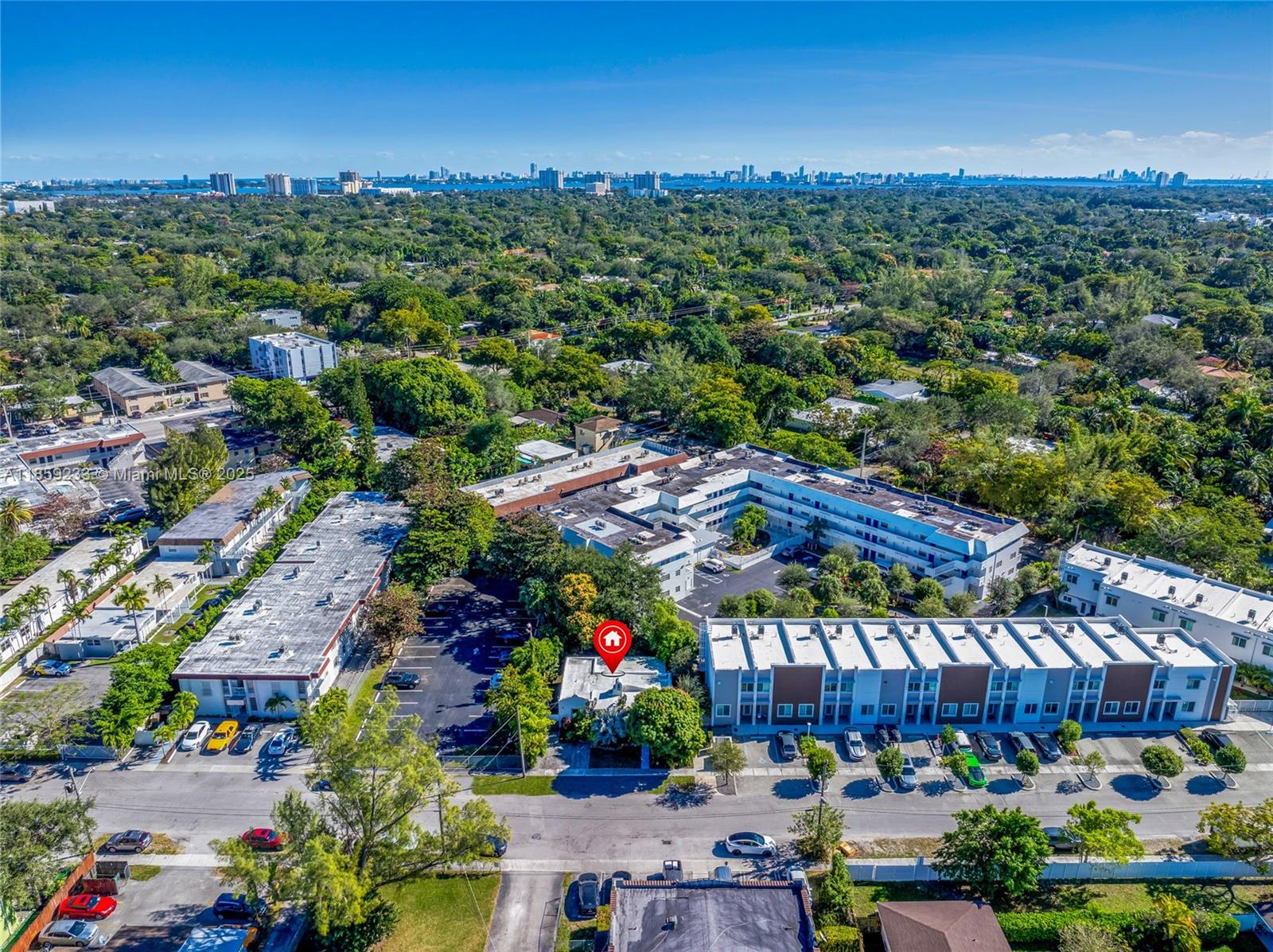 BISCAYNE PARK ESTATES - Residential