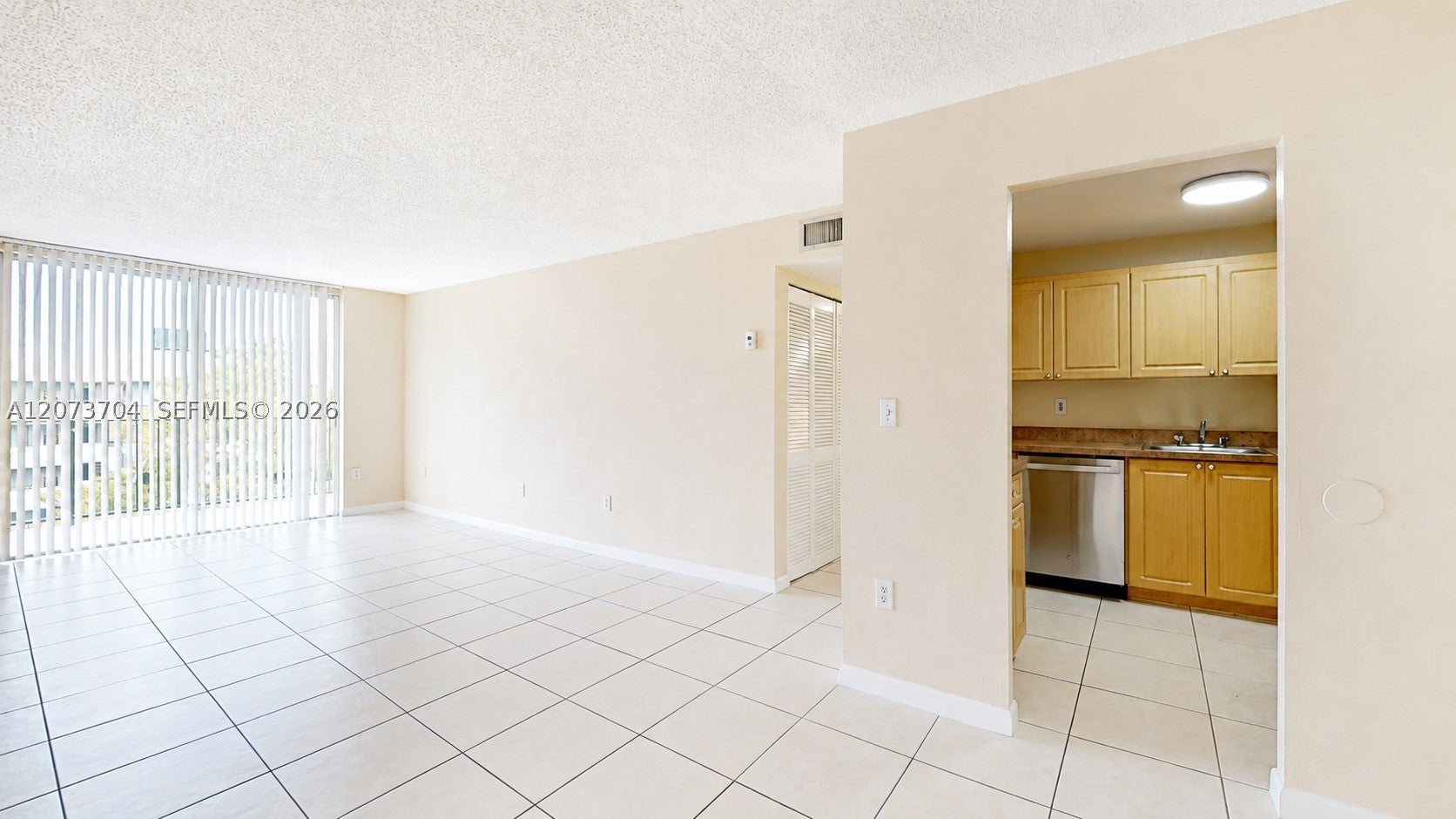 9360 Fontainebleau Blvd