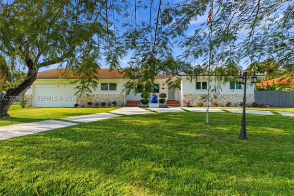 10795 SW 34TH ST, MIAMI, FL 33165 - Image 666249f2c72e6c88b8d331ca01a61ea7/95484258
