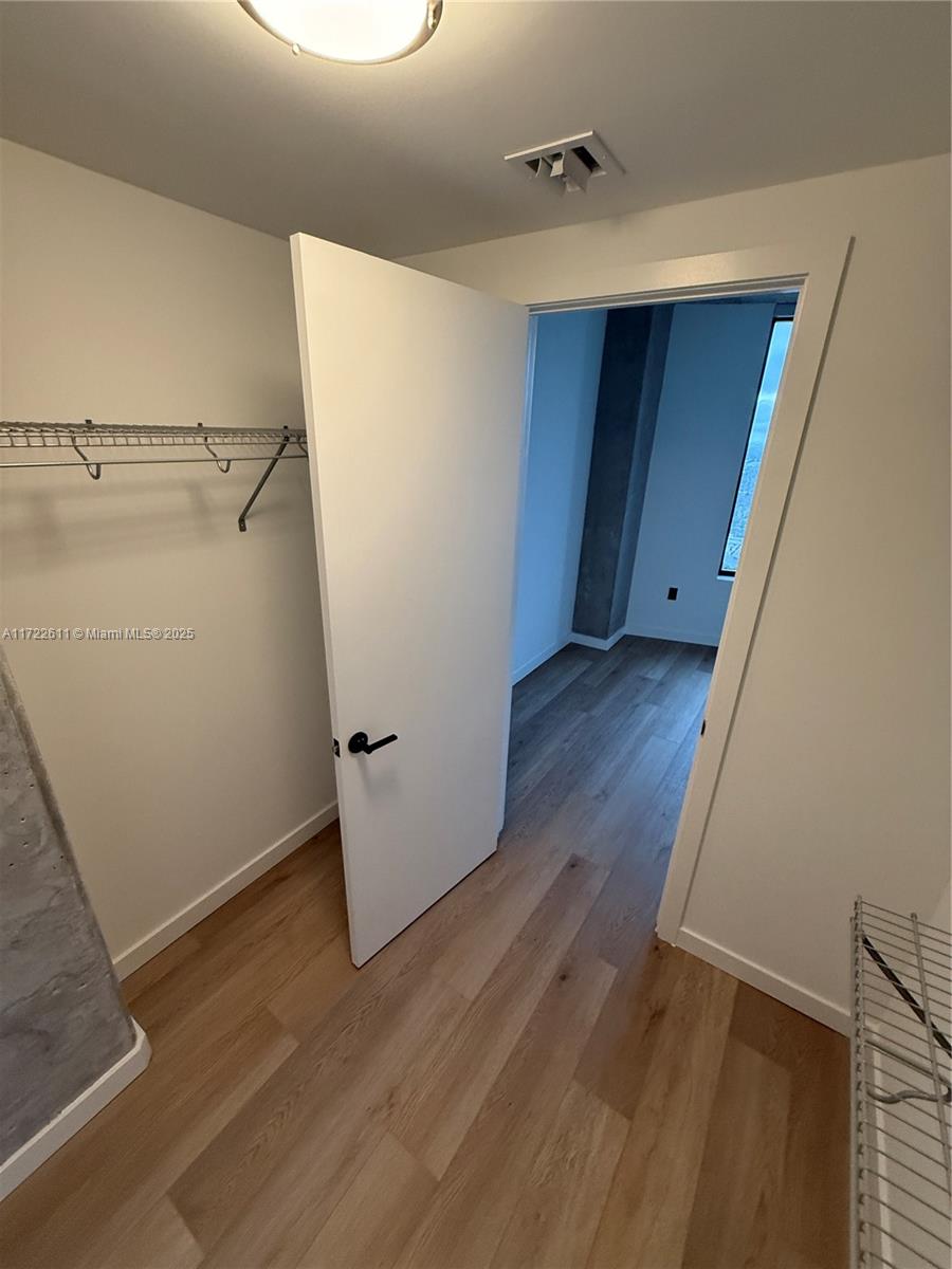 FT LAUDERDALE B-40 - Residential Lease