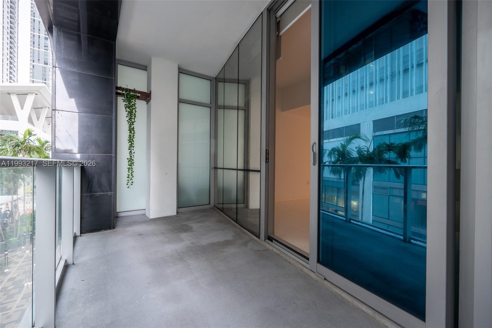 PARAMOUNT MIAMI WORLDCENT - Residential