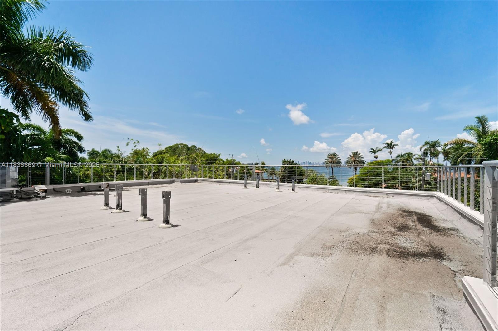 LA GORCE GOLF SUB - Residential