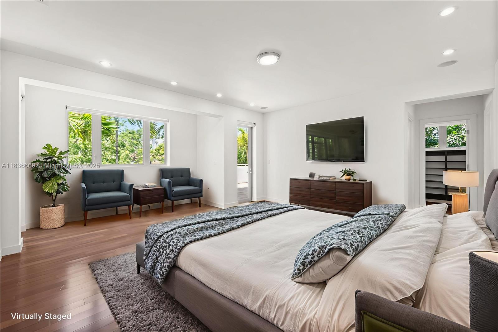 LA GORCE GOLF SUB - Residential