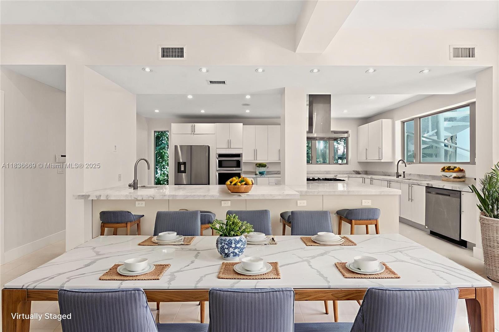 LA GORCE GOLF SUB - Residential