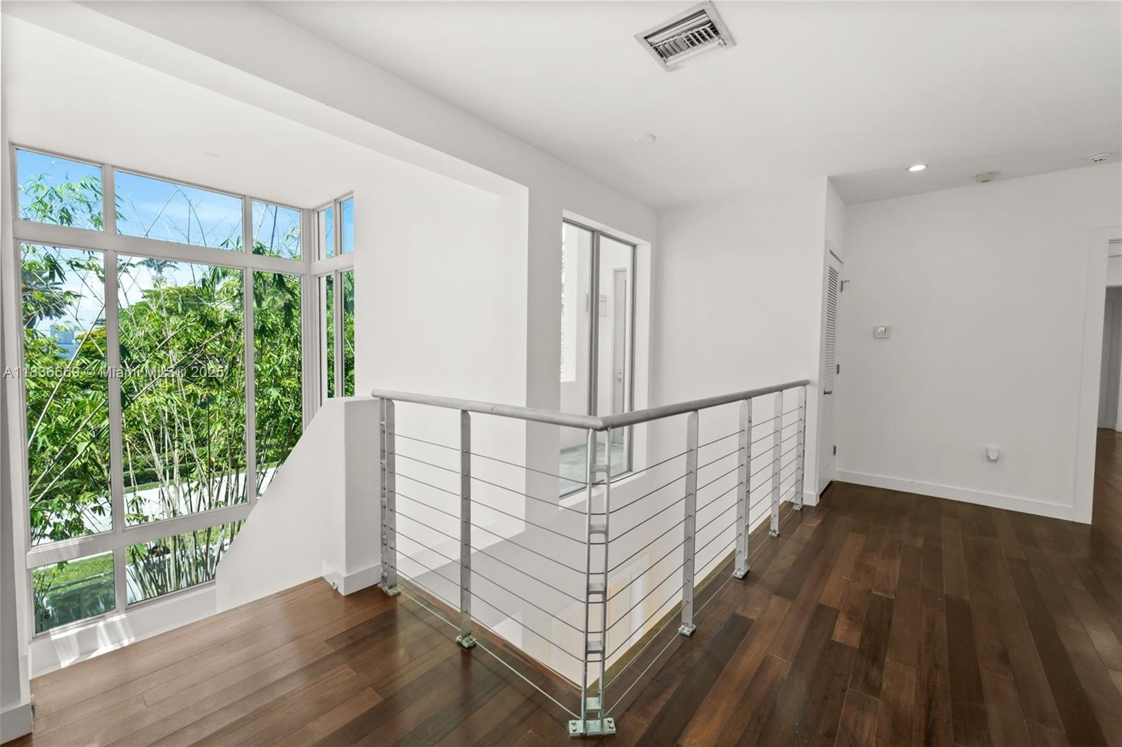 LA GORCE GOLF SUB - Residential