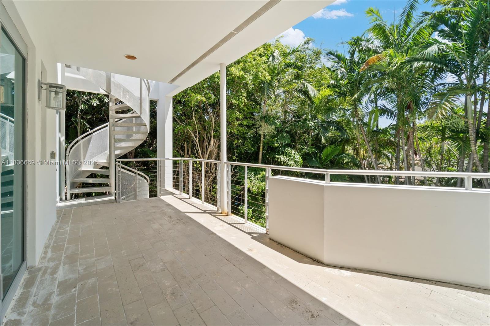 LA GORCE GOLF SUB - Residential