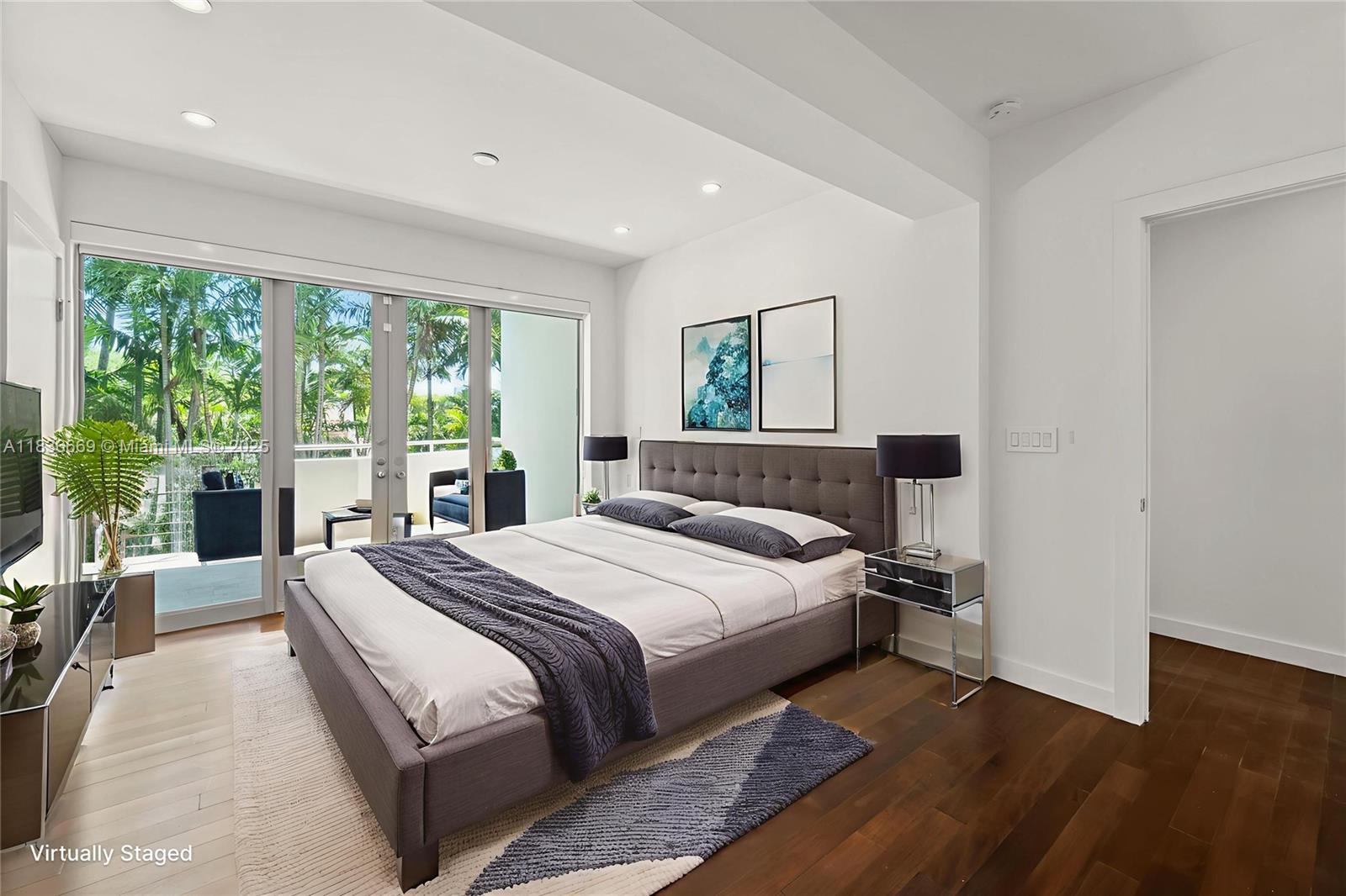 LA GORCE GOLF SUB - Residential