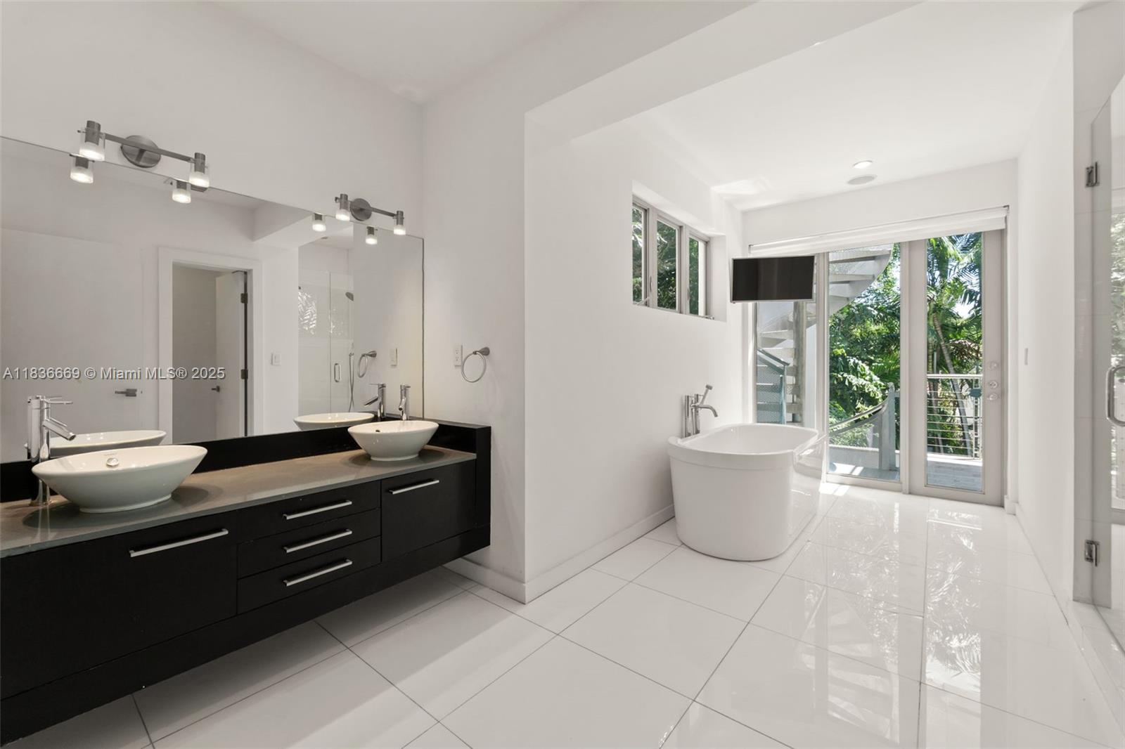 LA GORCE GOLF SUB - Residential