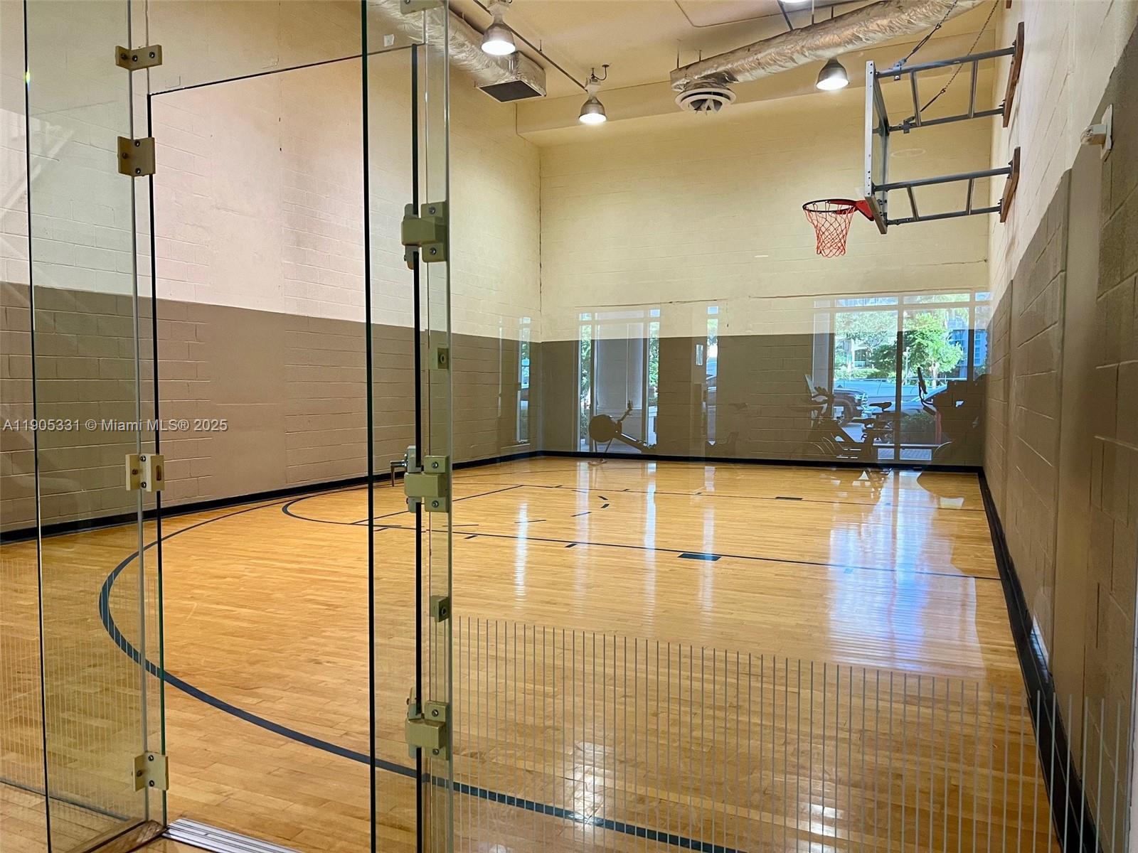 NURIVER LANDING CONDO - Residential Lease