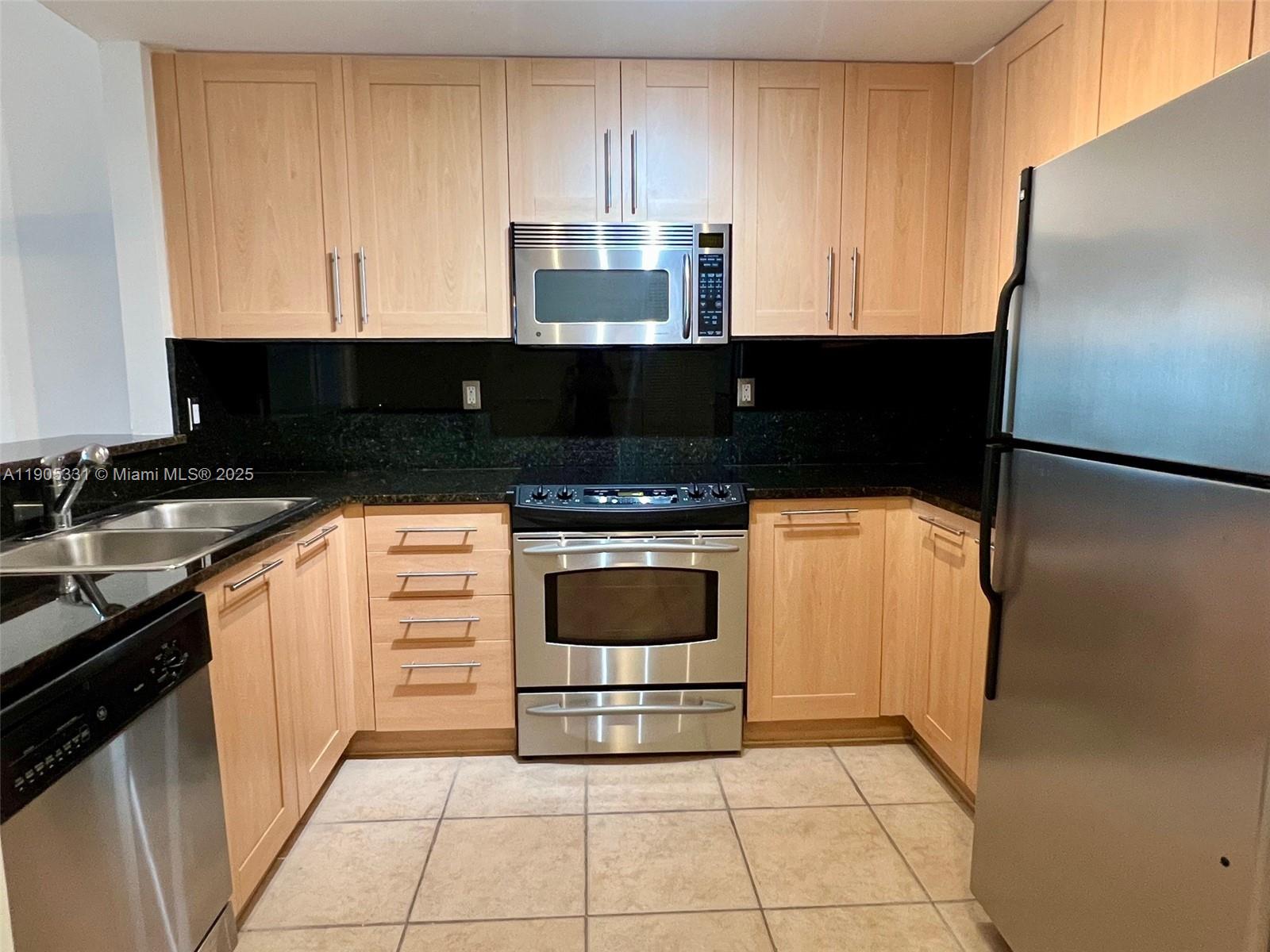 NURIVER LANDING CONDO - Residential Lease