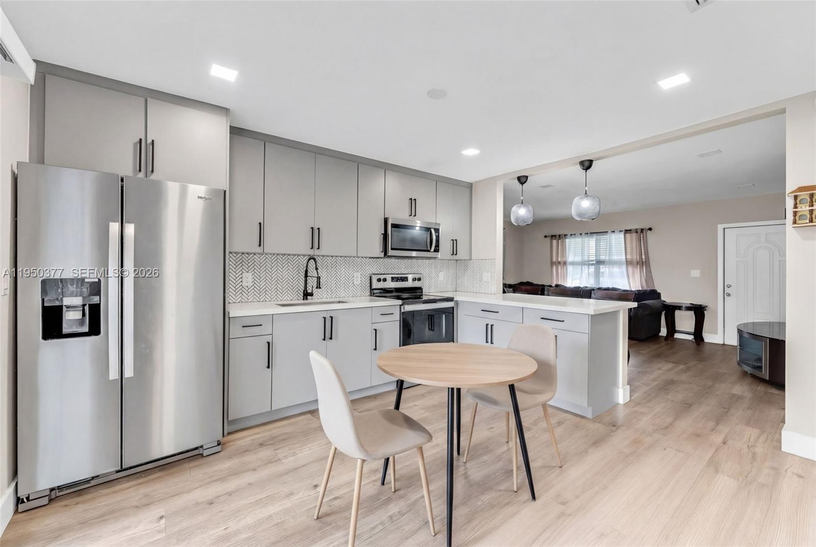 ROSE PK THIRD ADDN - Residential