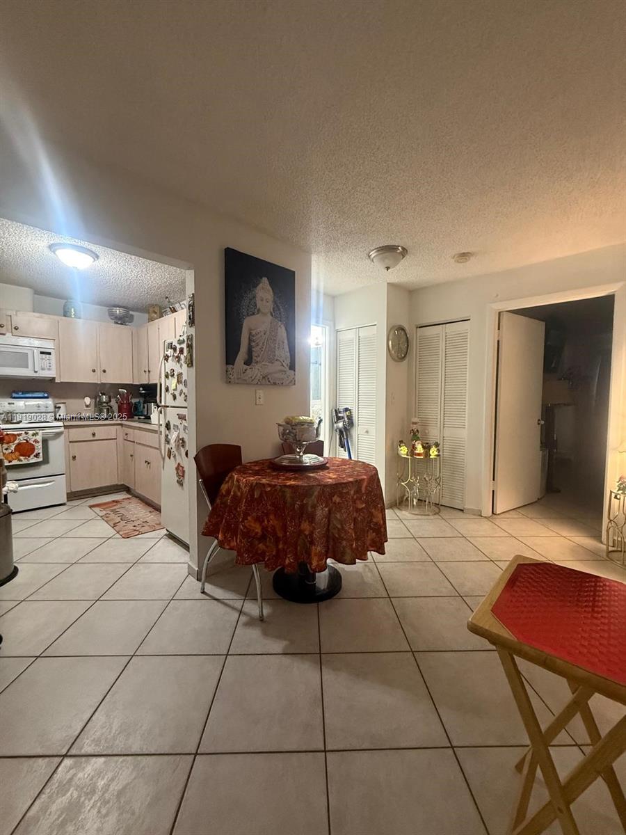 SWEETWATER GROVES .14 AC - Residential Income