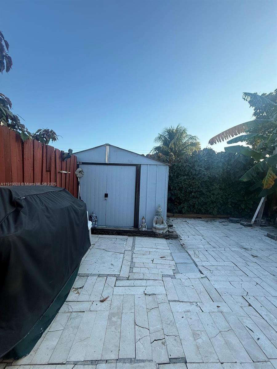 SWEETWATER GROVES .14 AC - Residential Income