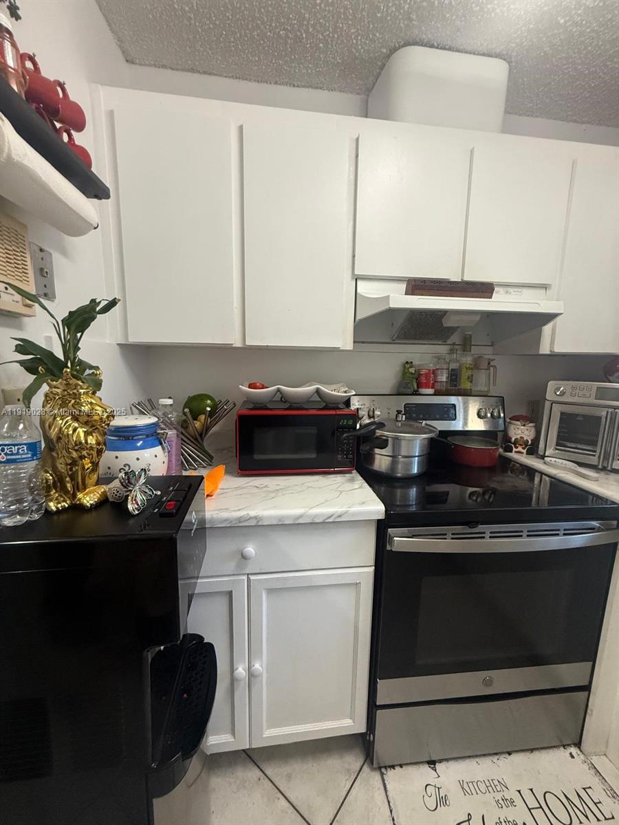 SWEETWATER GROVES .14 AC - Residential Income