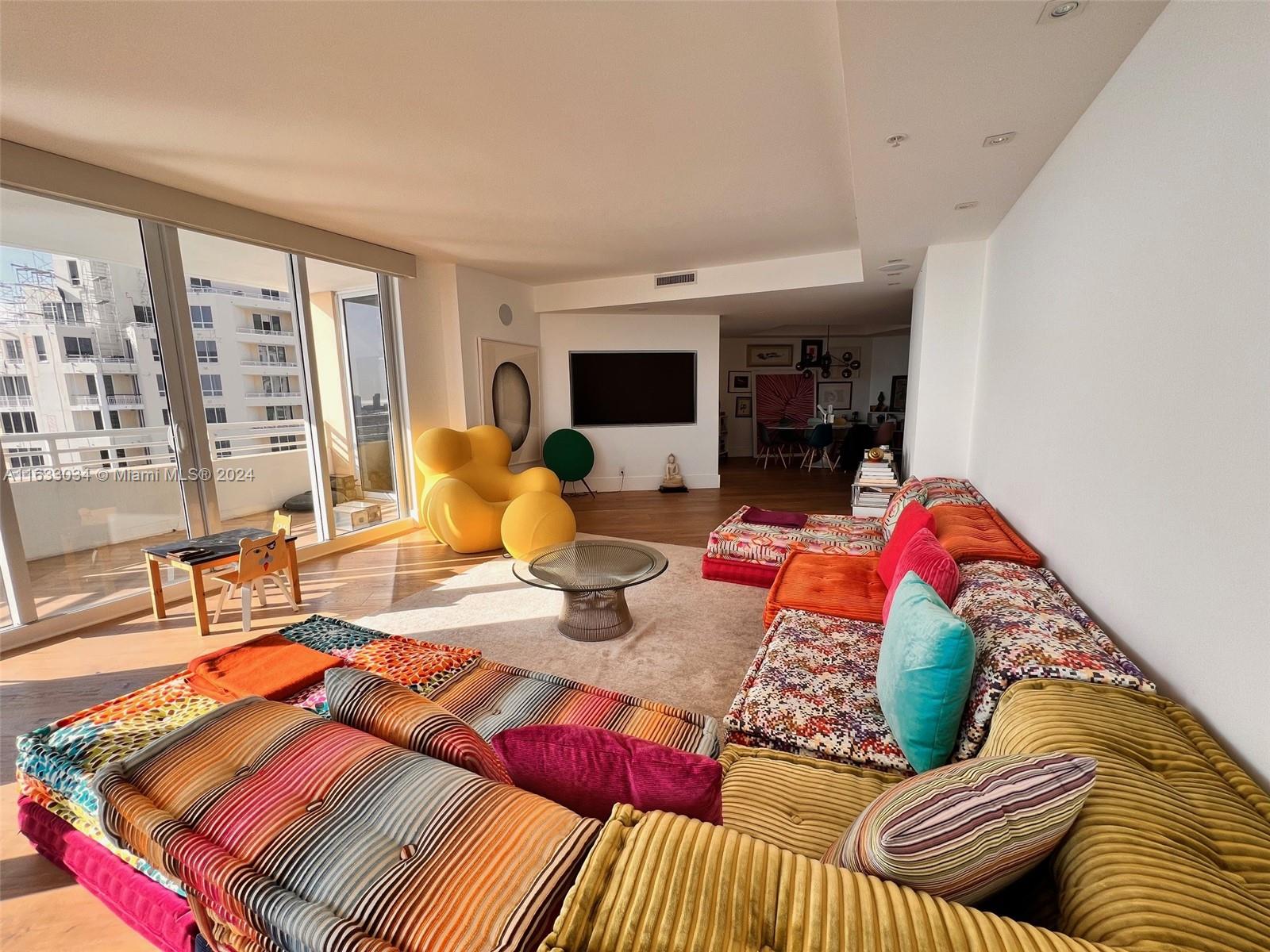 THREE TEQUESTA POINT COND - Residential