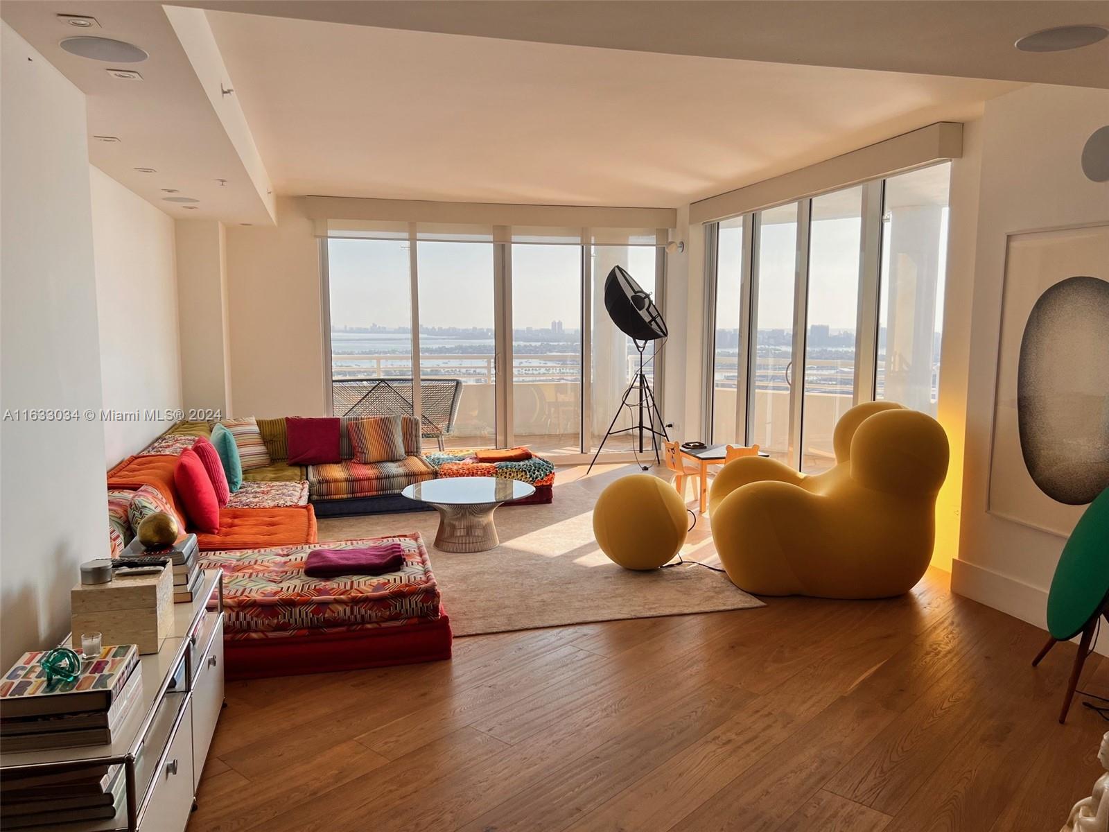 THREE TEQUESTA POINT COND - Residential