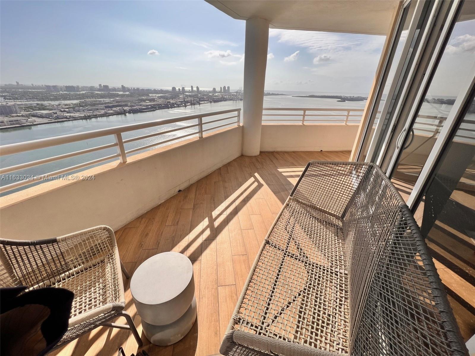 THREE TEQUESTA POINT COND - Residential