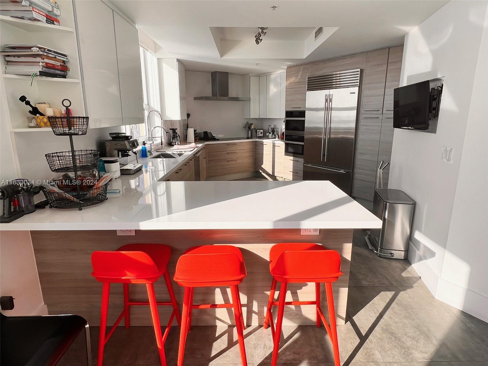 THREE TEQUESTA POINT COND - Residential