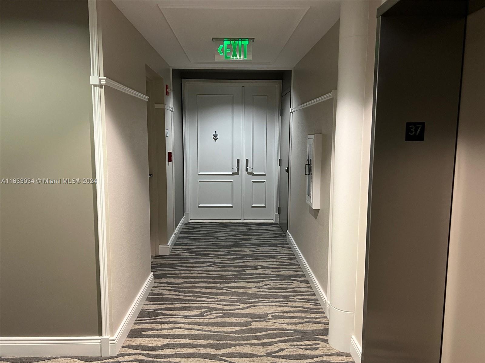 THREE TEQUESTA POINT COND - Residential