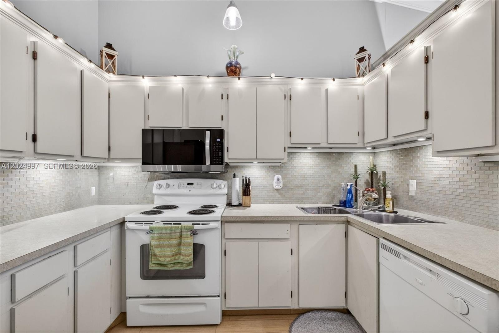 CHASEWOOD OF JUPITER - Residential