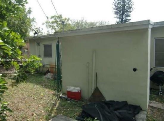 3021 NW 17th St