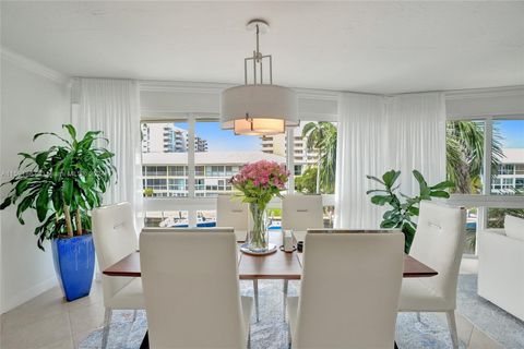 Condominium in Fort Lauderdale FL 3001 47th Ct Ct 8.jpg