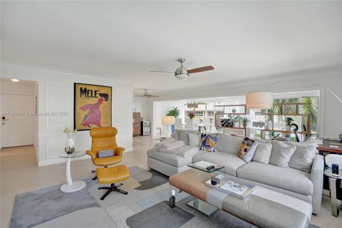 Condominium in Fort Lauderdale FL 3001 47th Ct Ct 3.jpg