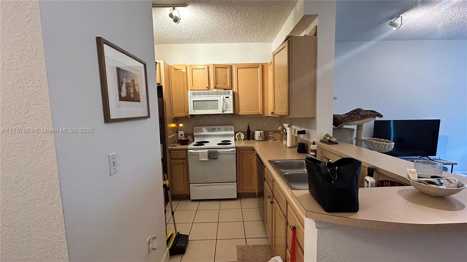 6001 SW 70th St 623