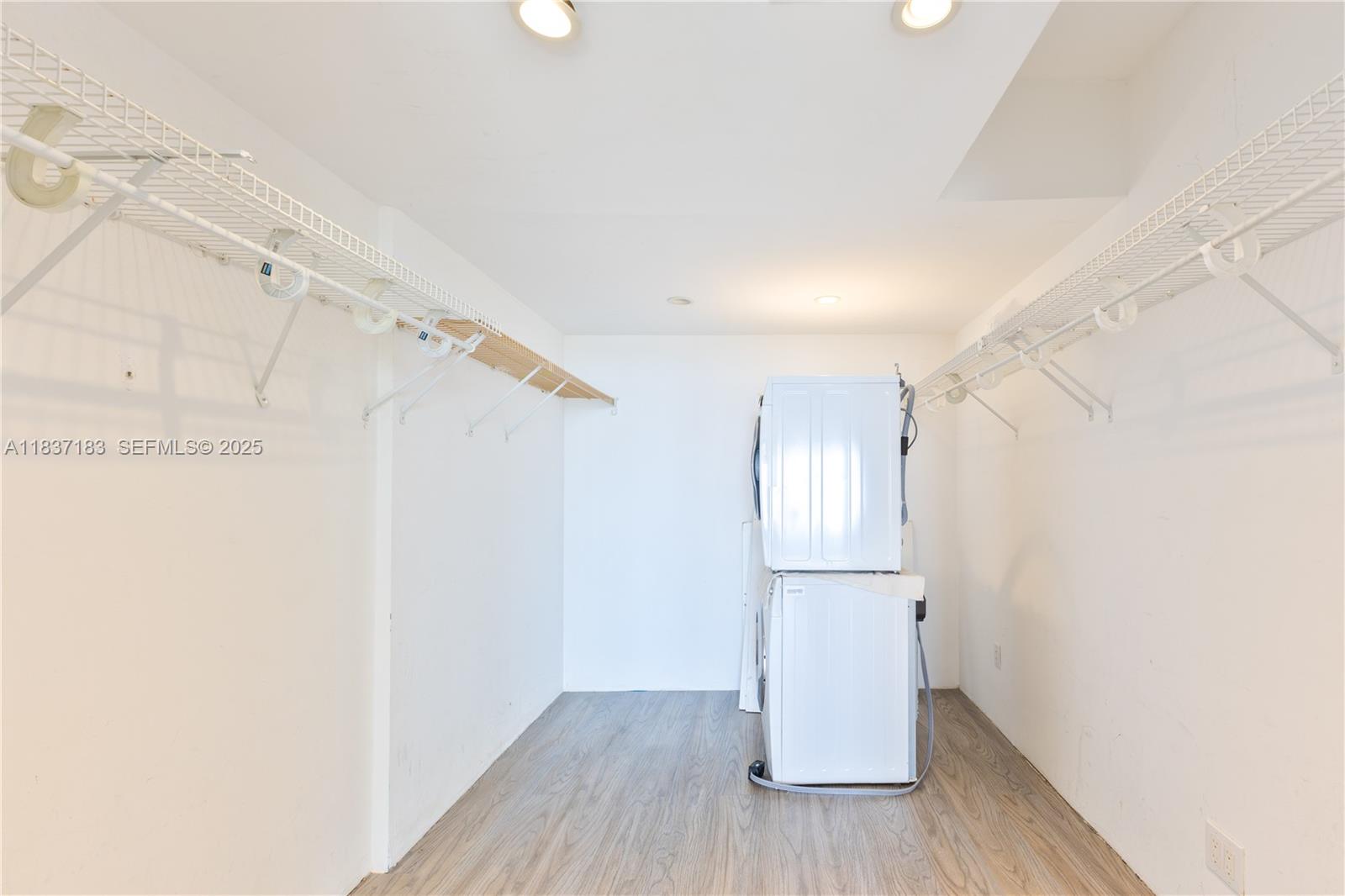 CORONADO CONDO - TOWER III - Residential