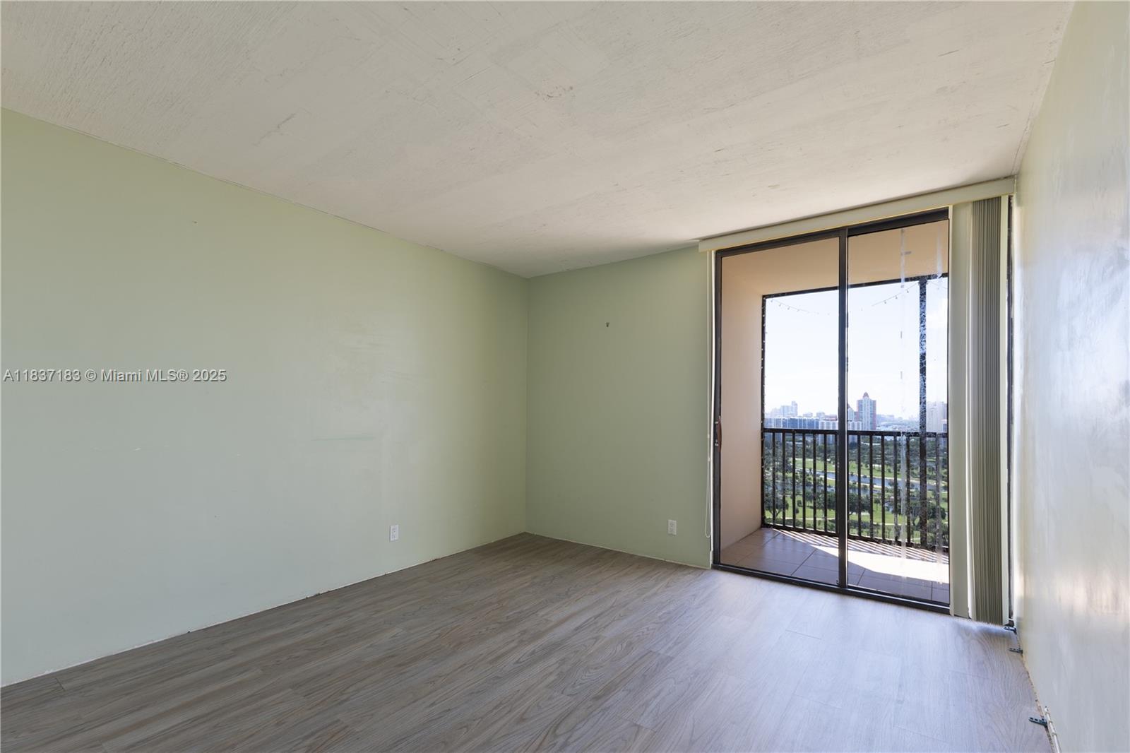 CORONADO CONDO - TOWER III - Residential