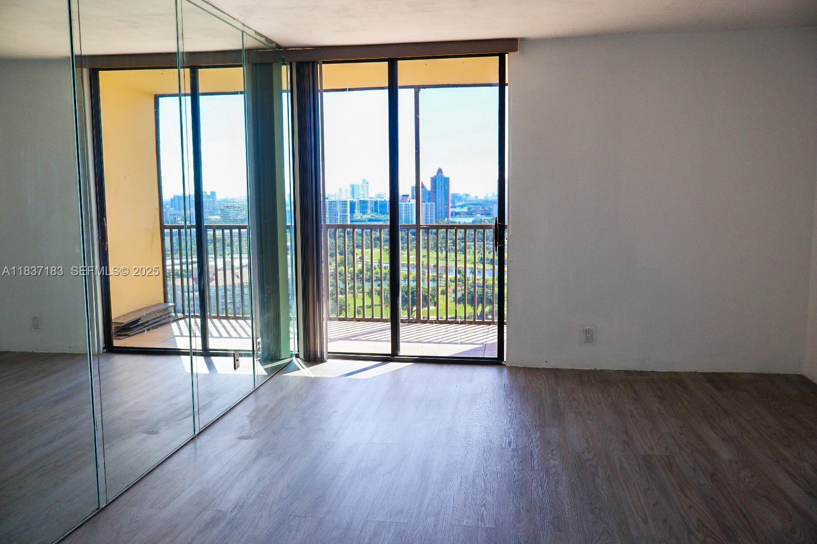 CORONADO CONDO - TOWER III - Residential