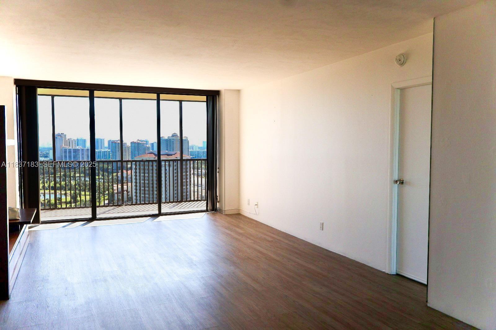 CORONADO CONDO - TOWER III - Residential