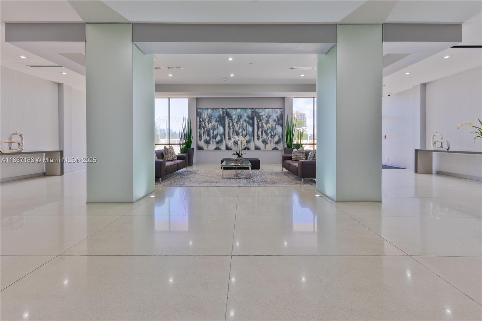 CORONADO CONDO - TOWER III - Residential