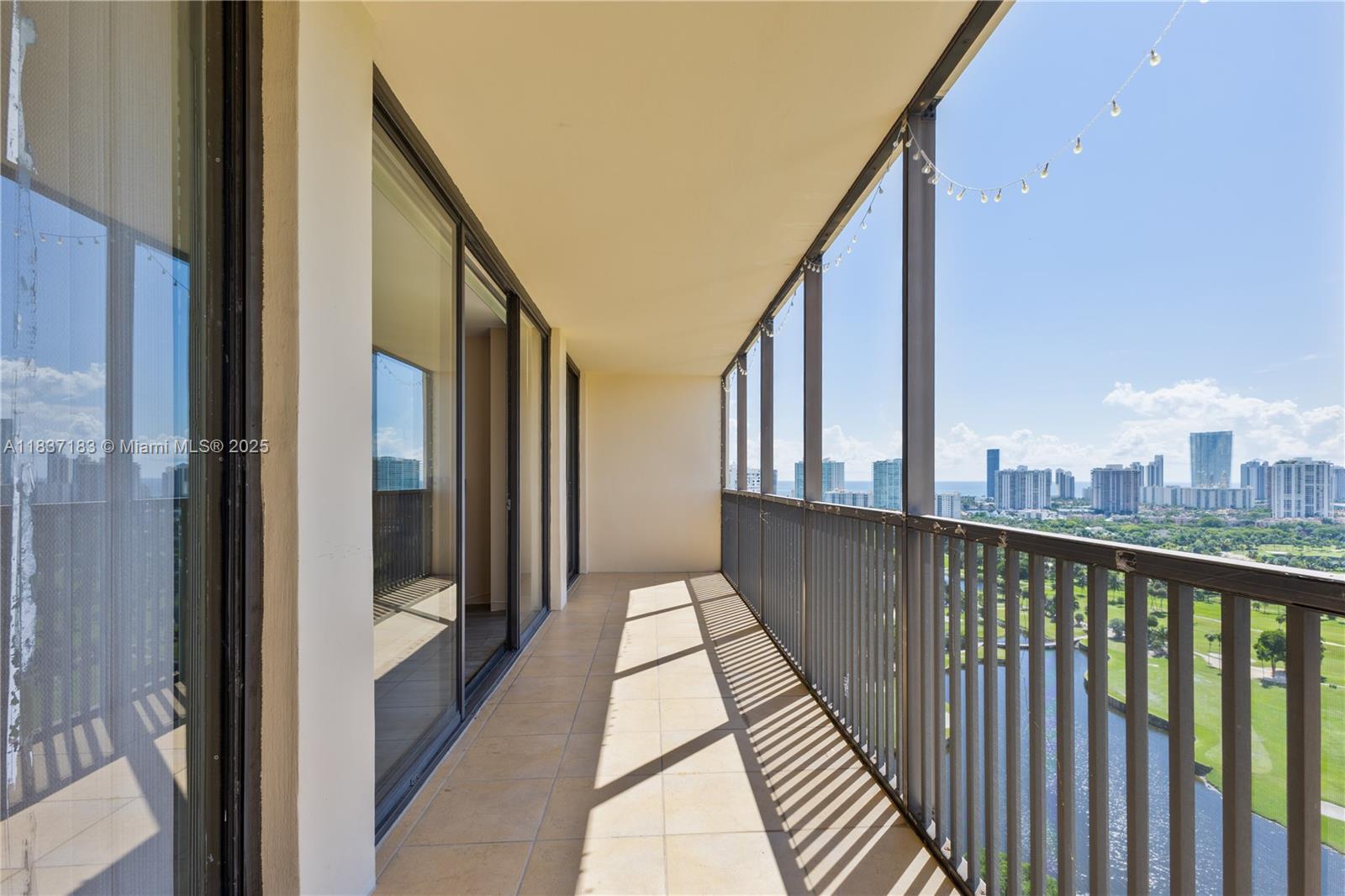 CORONADO CONDO - TOWER III - Residential