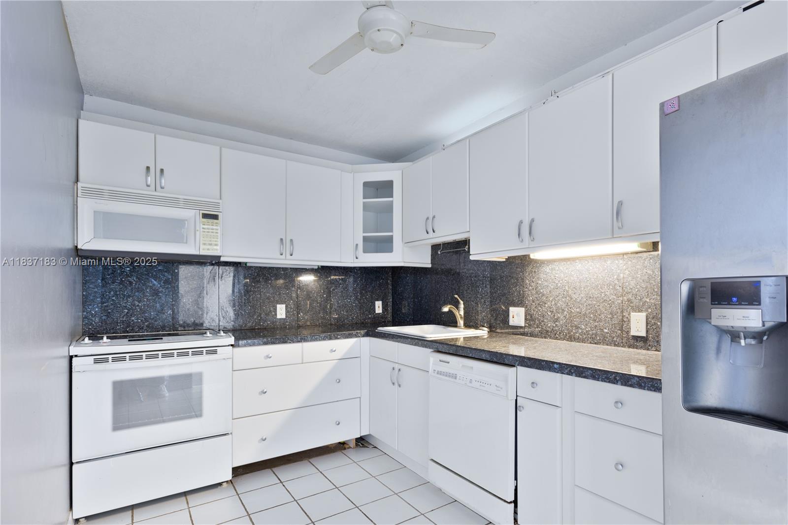 CORONADO CONDO - TOWER III - Residential