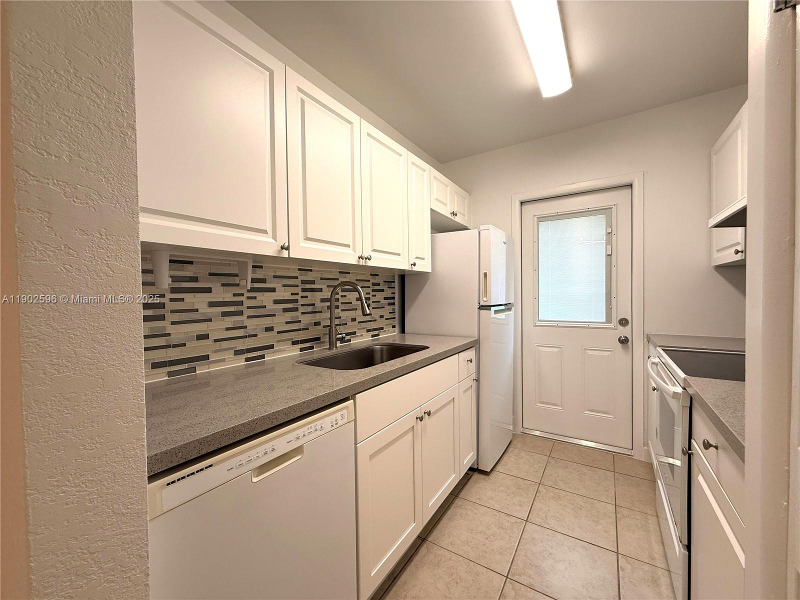 SEVENTEENTH GREEN CONDO - Residential Lease