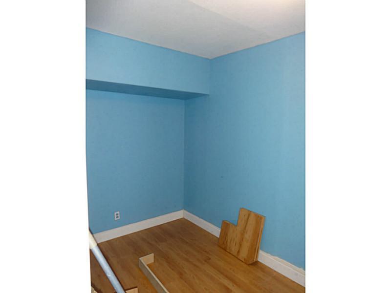 THREE LAKES - Residential Lease