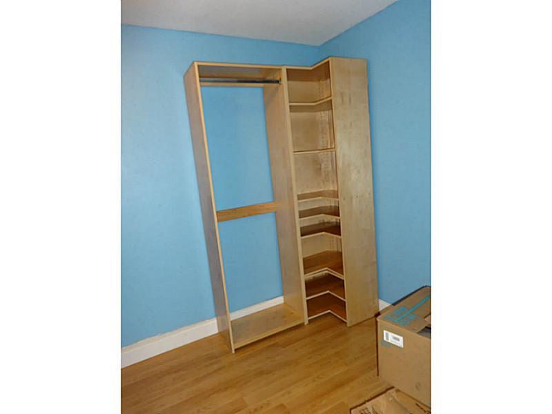 THREE LAKES - Residential Lease